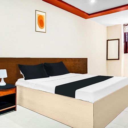 Hotel O Royal Lodge Koregaon Eksteriør bilde